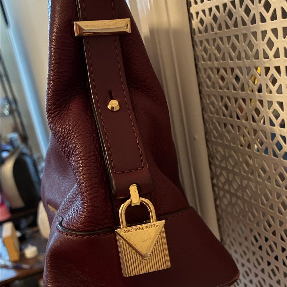 Michael Kors Burgundy Leather Crossbody Bag - Picture 3 of 10